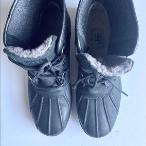 UGG Cecile duck boots, size 10